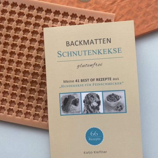 Set: Backmatte und Rezeptbuch